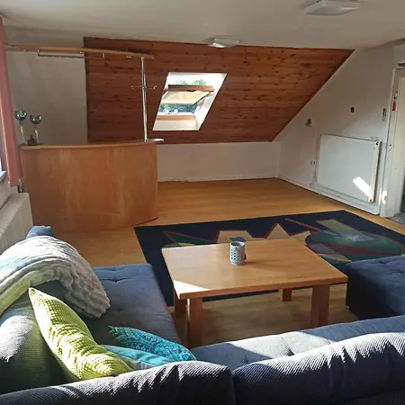 3 Patro V Rd 브라티모브