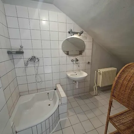 홈스테이 3 Patro V Rd *